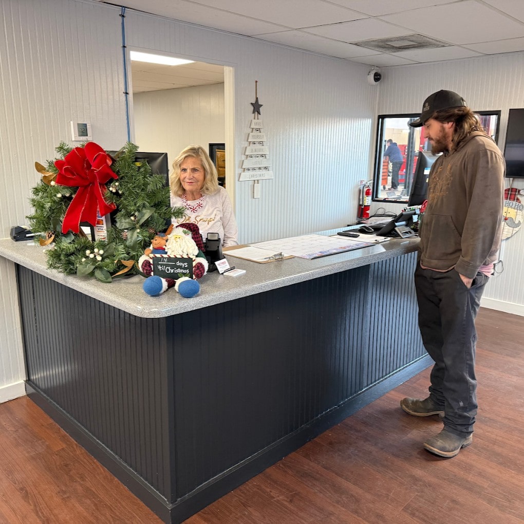 express-tire-auto-about-us-image2-min (1)